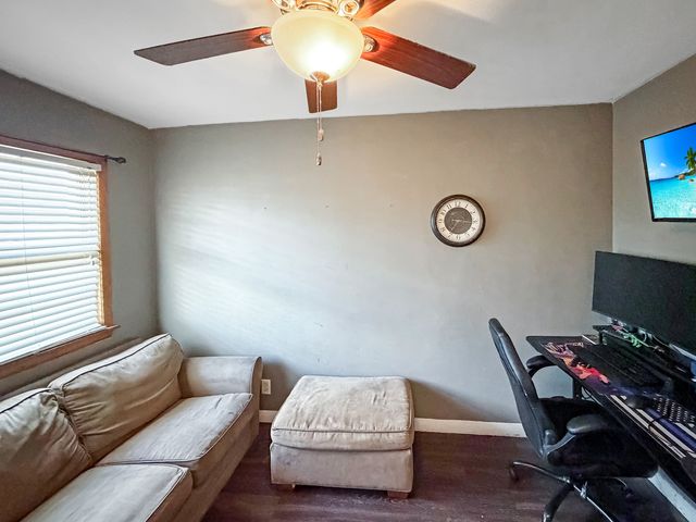 817 W Empire Street, Freeport, IL 61032