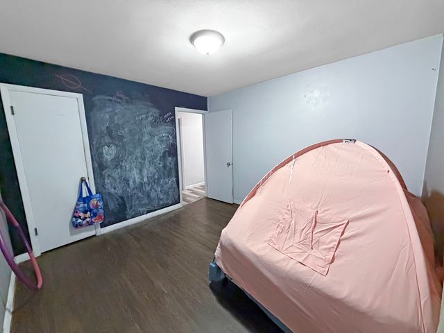 817 W Empire Street, Freeport, IL 61032