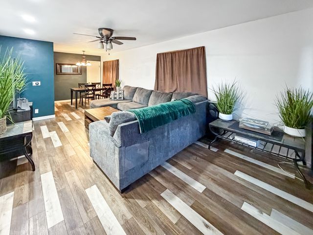 817 W Empire Street, Freeport, IL 61032