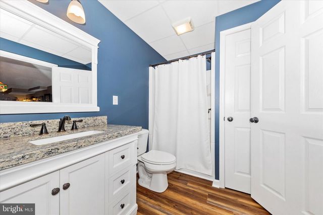 11203 PARKWOOD DR, Hagerstown, MD 21742