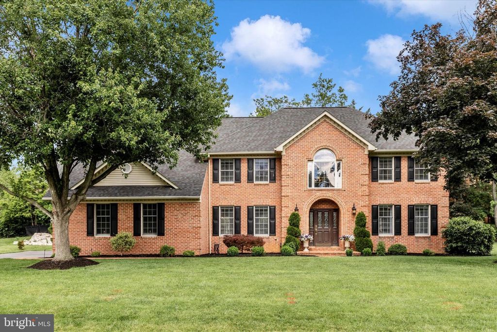 11203 PARKWOOD DR, Hagerstown, MD 21742