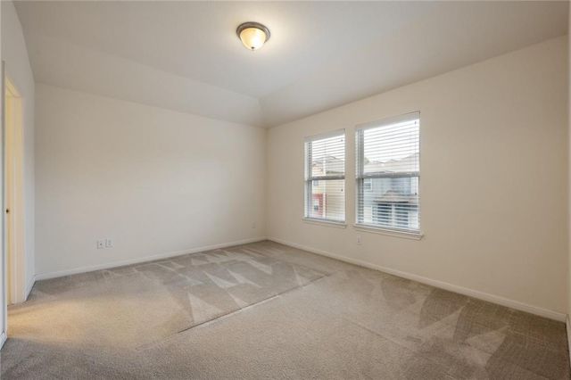 5428 Falling Leaf LN 87, Austin, TX 78744