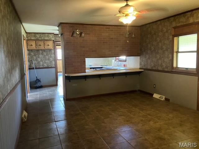 16753 State Highway J, Campbell, MO 63933