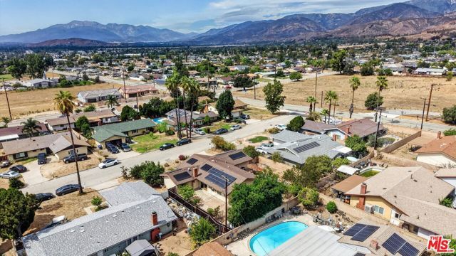 6235 Stanton Avenue, Highland, CA 92346
