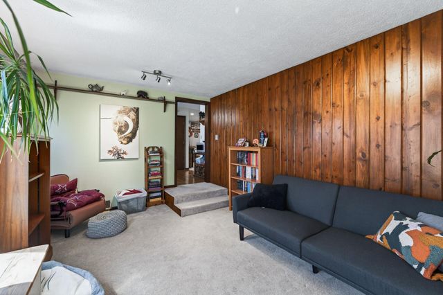 762 113th Circle NE, Blaine, MN 55434