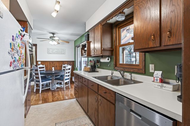 762 113th Circle NE, Blaine, MN 55434