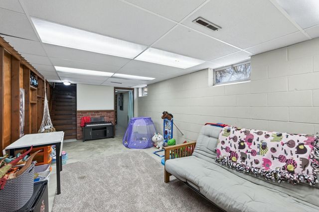 762 113th Circle NE, Blaine, MN 55434