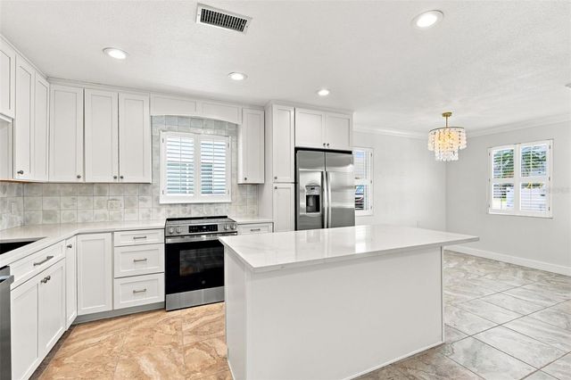 250 126TH AVENUE 110, Treasure Island, FL 33706