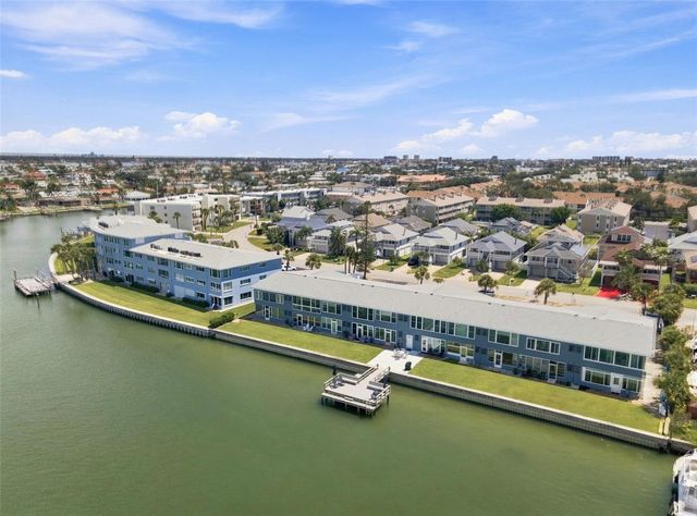 250 126TH AVENUE 110, Treasure Island, FL 33706