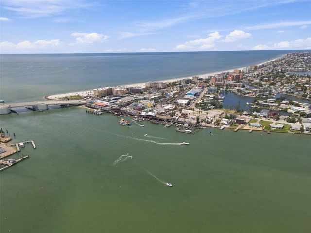 250 126TH AVENUE 110, Treasure Island, FL 33706