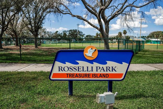 250 126TH AVENUE 110, Treasure Island, FL 33706