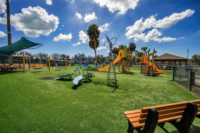 250 126TH AVENUE 110, Treasure Island, FL 33706