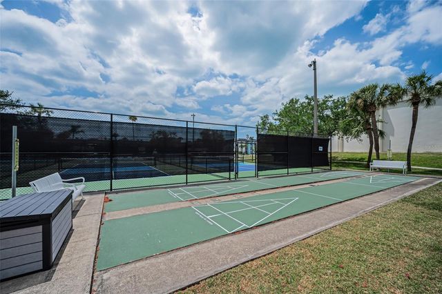250 126TH AVENUE 110, Treasure Island, FL 33706