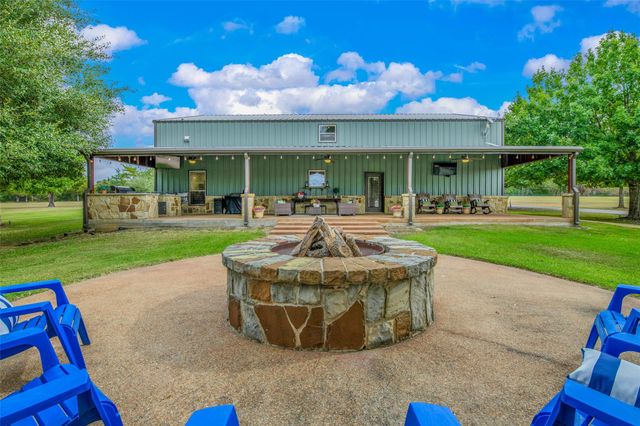 2848 FM 166 Farm to Market Rd, Caldwell, TX 77836