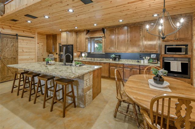 2848 FM 166 Farm to Market Rd, Caldwell, TX 77836