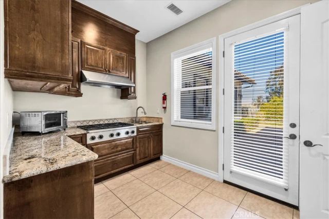 41300 Berkswell, Temecula, CA 92592