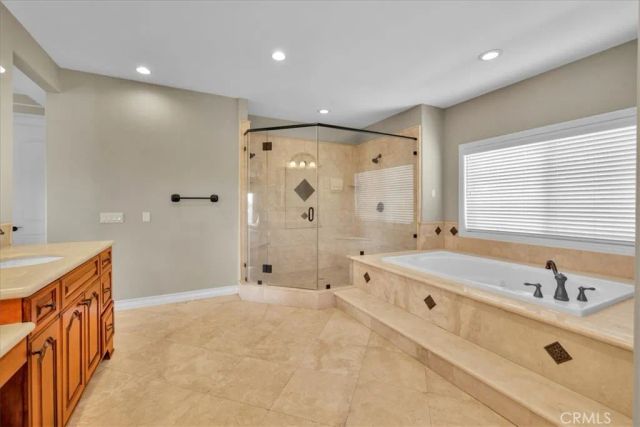 41300 Berkswell, Temecula, CA 92592