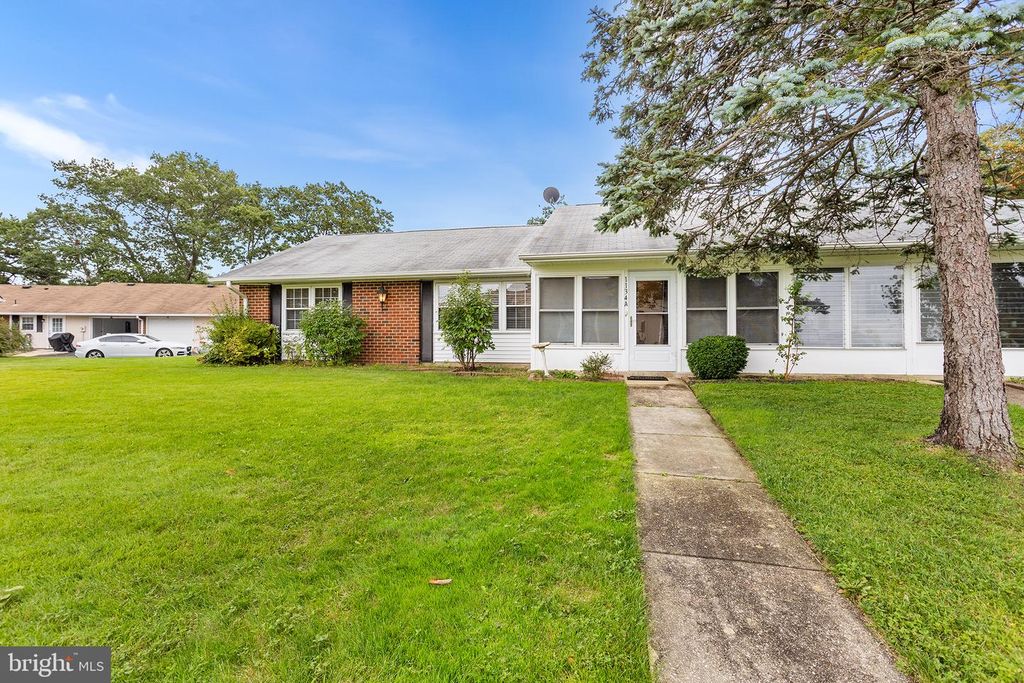 1134-A ARGYLL CIR, Lakewood, NJ 08701