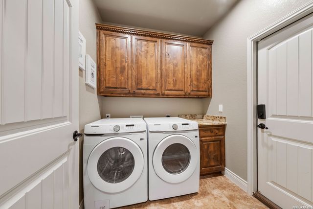 149 CIBOLO RIDGE DR, La Vernia, TX 78121