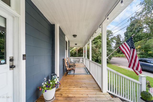 665 Moore Street, Bristol, VA 24201