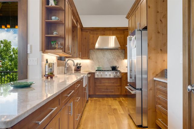 127 N Lake Bluff Drive, Bullard, TX 75757