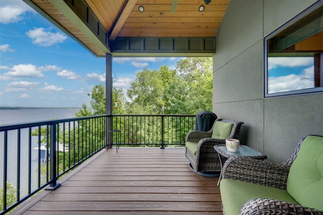 127 N Lake Bluff Drive, Bullard, TX 75757