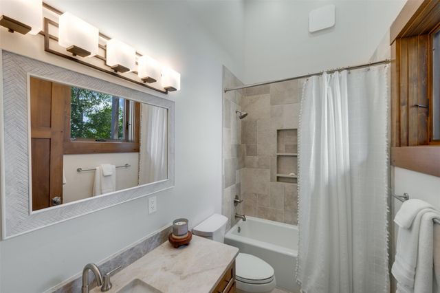 127 N Lake Bluff Drive, Bullard, TX 75757