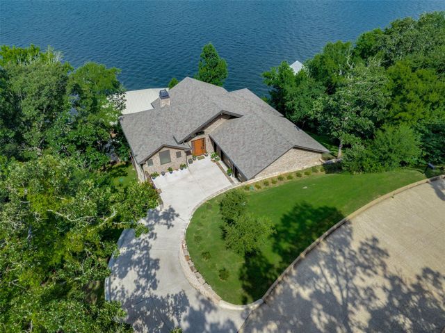 127 N Lake Bluff Drive, Bullard, TX 75757
