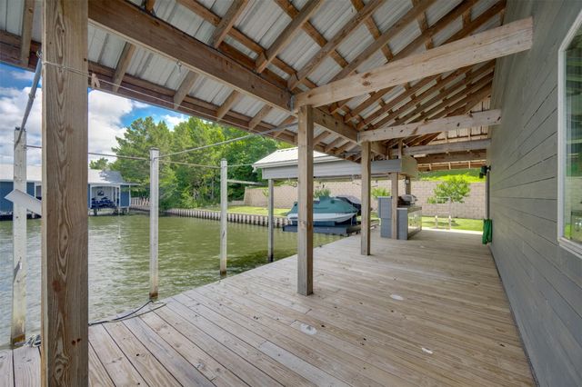 127 N Lake Bluff Drive, Bullard, TX 75757