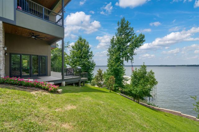 127 N Lake Bluff Drive, Bullard, TX 75757