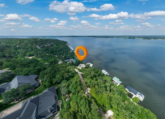 127 N Lake Bluff Drive, Bullard, TX 75757