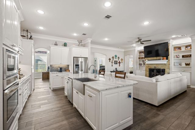 74 Dove Trail, Navasota, TX 77868