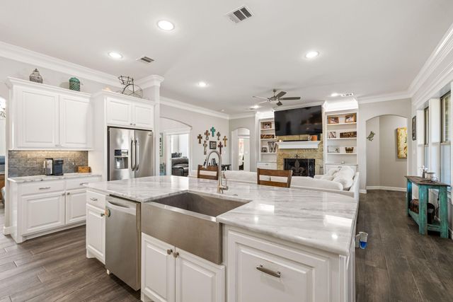 74 Dove Trail, Navasota, TX 77868