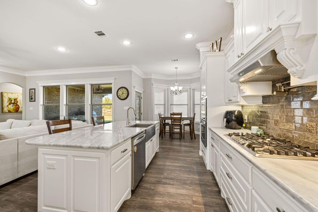 74 Dove Trail, Navasota, TX 77868