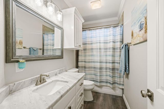 74 Dove Trail, Navasota, TX 77868