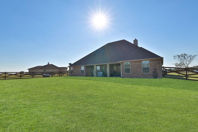 74 Dove Trail, Navasota, TX 77868