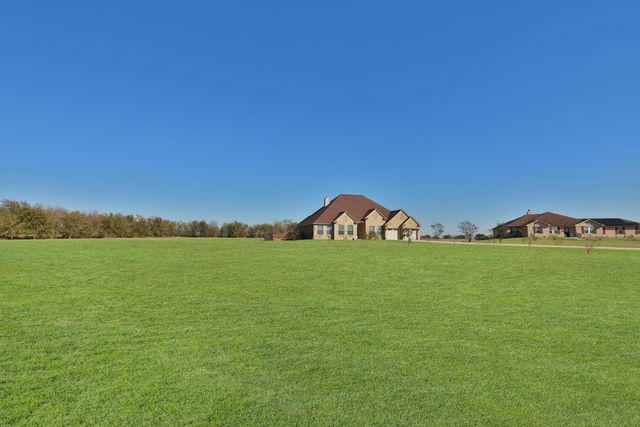 74 Dove Trail, Navasota, TX 77868