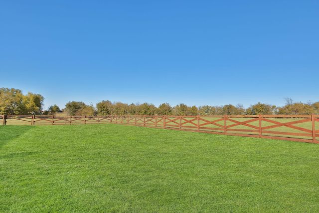 74 Dove Trail, Navasota, TX 77868