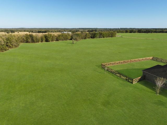 74 Dove Trail, Navasota, TX 77868