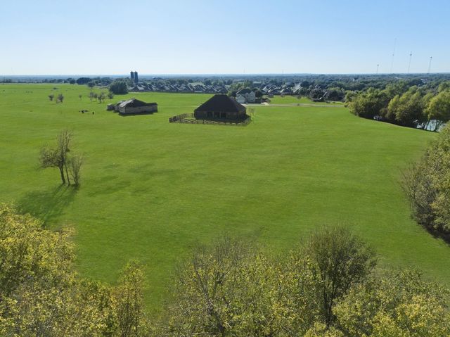 74 Dove Trail, Navasota, TX 77868