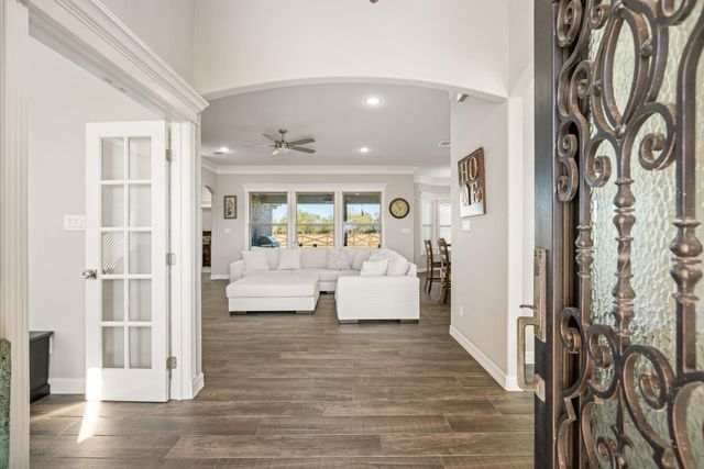 74 Dove Trail, Navasota, TX 77868