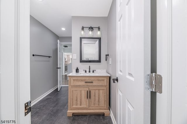 79 Clark Rd, Wantage Twp., NJ 07461