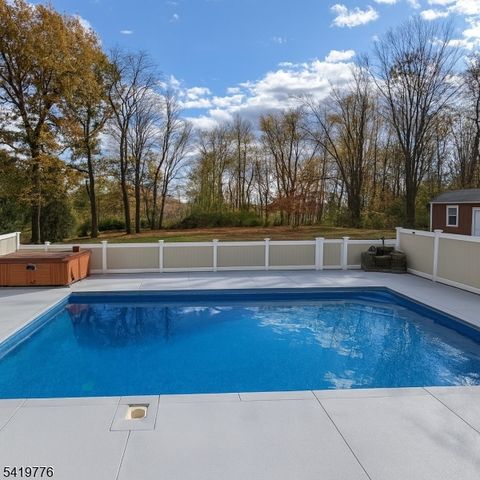 79 Clark Rd, Wantage Twp., NJ 07461