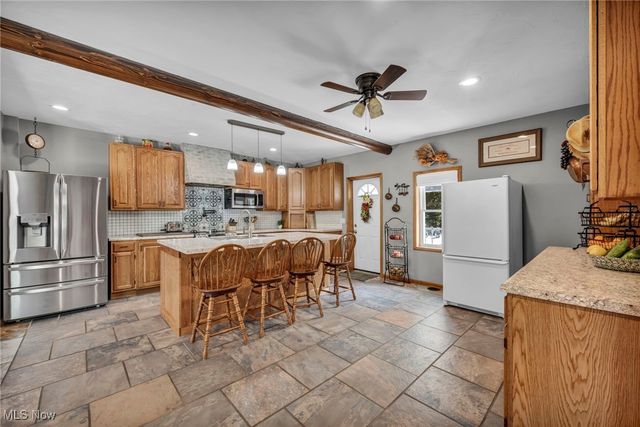 2250 Claus Road, Vermilion, OH 44089