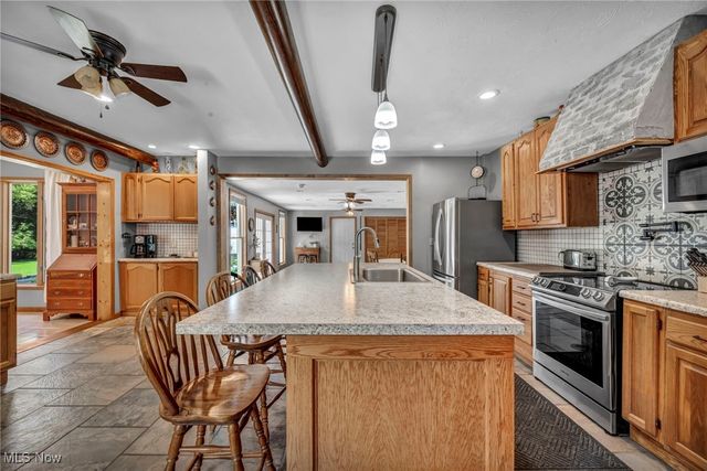 2250 Claus Road, Vermilion, OH 44089