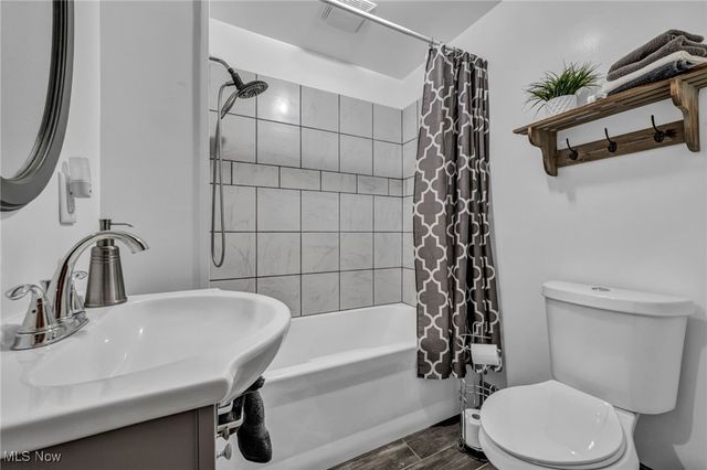 2250 Claus Road, Vermilion, OH 44089