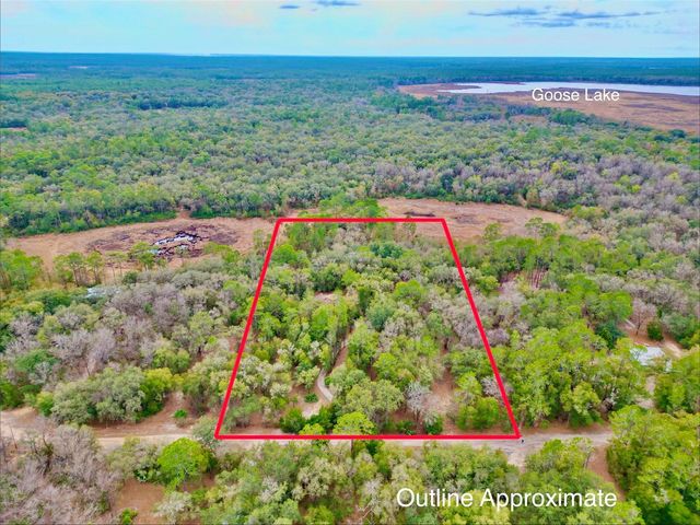 141 TUCKER LAKE ROAD, Melrose, FL 32666