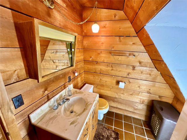 141 TUCKER LAKE ROAD, Melrose, FL 32666