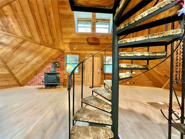 141 TUCKER LAKE ROAD, Melrose, FL 32666