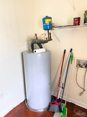 4868 Horace Lunsford Rd, Milton, FL 32570